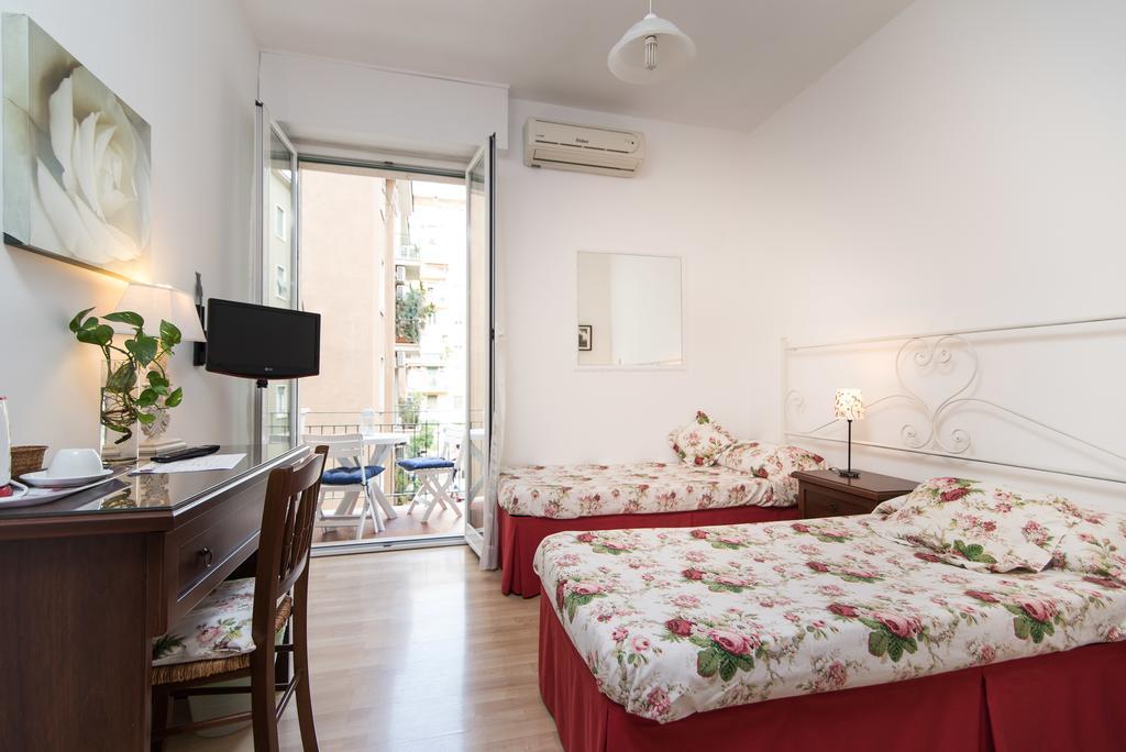 Le Rose B&B ローマ 部屋 写真
