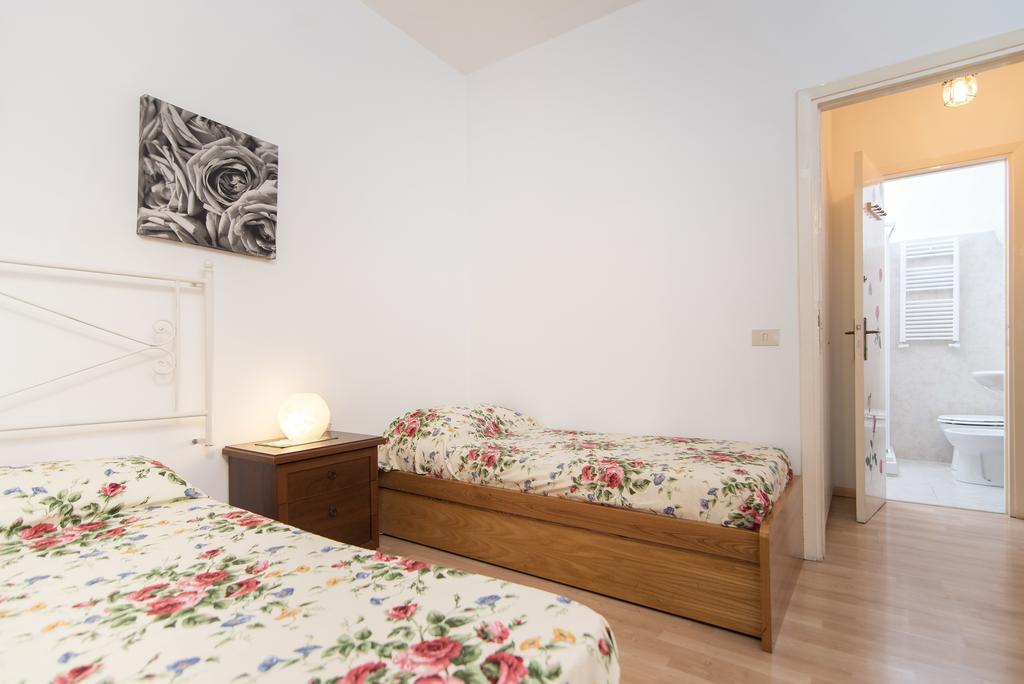 Le Rose B&B ローマ 部屋 写真