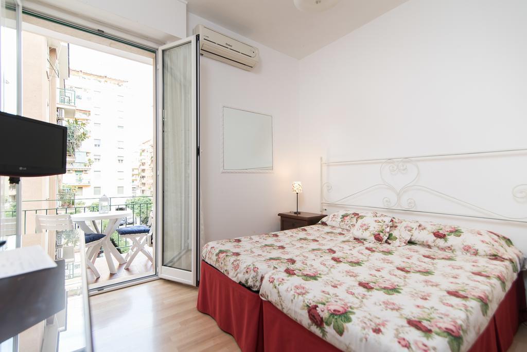 Le Rose B&B ローマ 部屋 写真